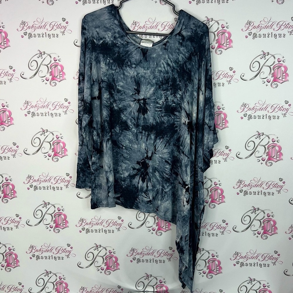 Clientelle top brand new Tie-Dye Asymmetrical Women's Top Black and Gray